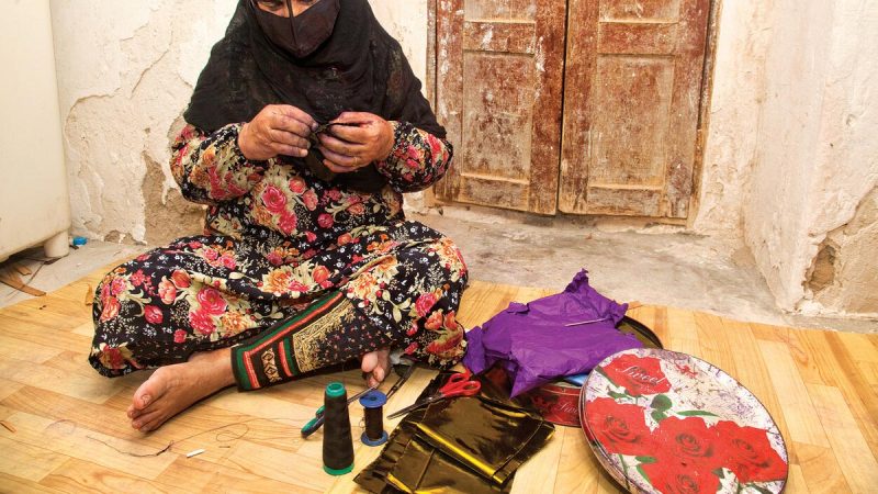 الأسواق الحرفية وأماكن بيع المنتجات اليدوية في جزيرة قشم: تجربة ثقافية وسياحية فريدة في قلب الخليج الفارسي