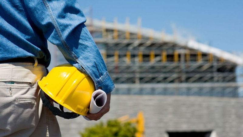 تشكيل أول لجنة عمل عمراني في قشم لتعزيز التنمية الحضرية