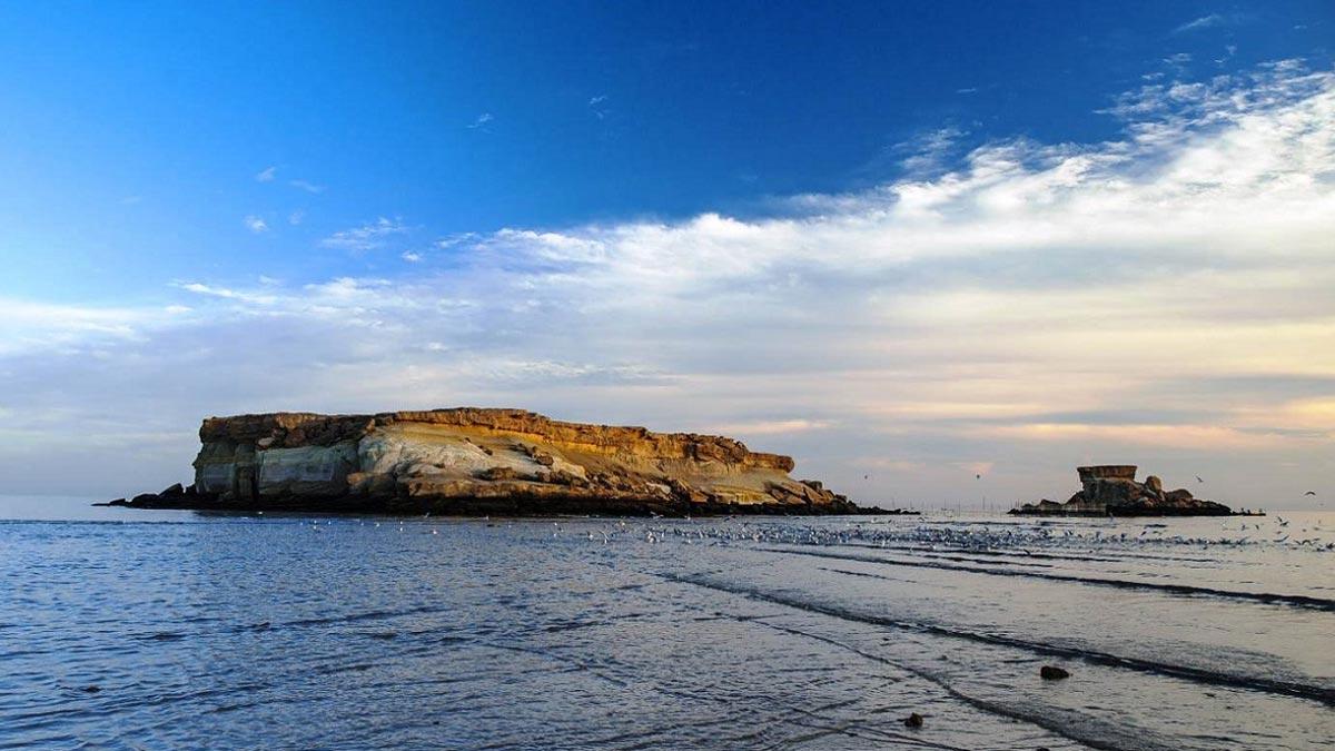 جزایر ناز