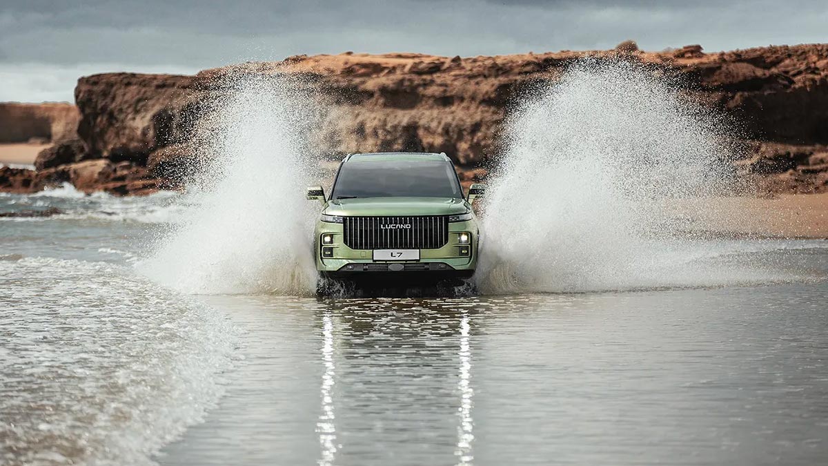 آفرود در سواحل بکر