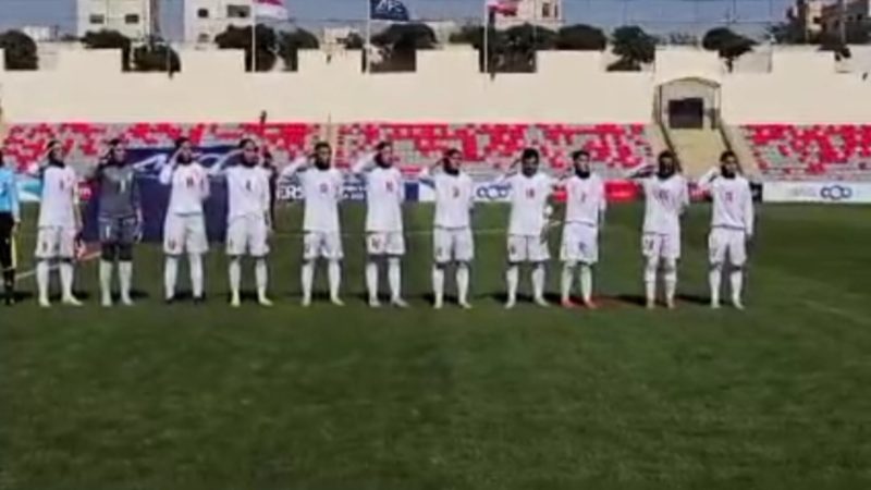 سلام نظامی بانوان فوتبالیست ایران 