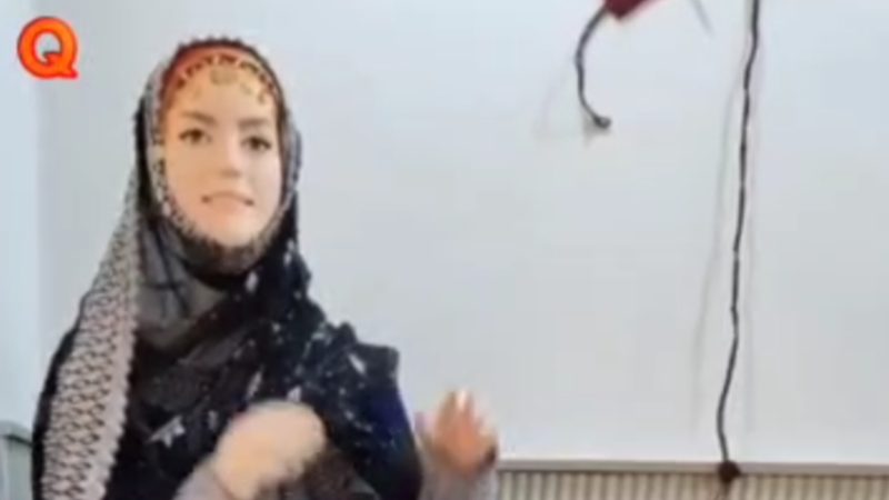 سفر به دنیای رنگ‌ها و طرح‌های لباس زنان قشم!