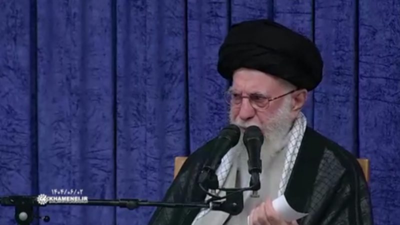 روایت رهبر معظم انقلاب از ماجرای نشست دشمنان ملت ایران در یک پایتخت اروپایی، یک روز پس از آغاز تجاوز رژیم‌ صهیونی برای تعیین جایگزین جمهوری اسلامی! 