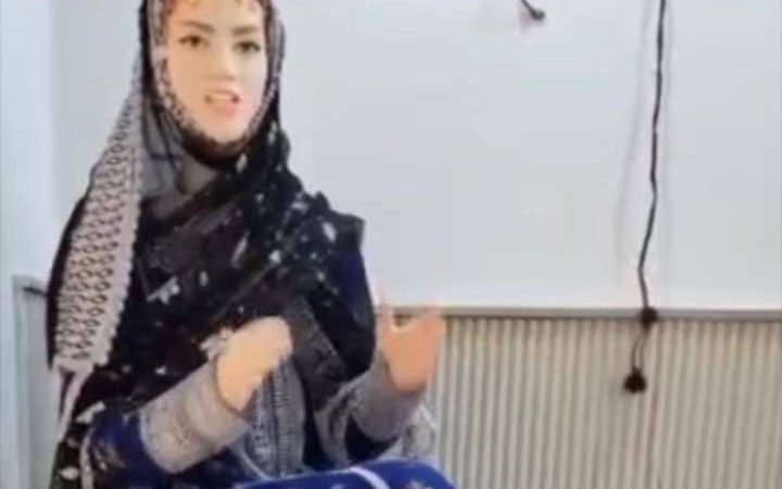 🎉✨ سفر به دنیای رنگ‌ها و طرح‌های لباس زنان قشم!