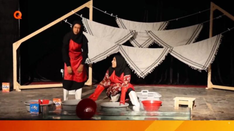 جشنواره تئاتر منطقه آزاد قشم؛ صحنه‌ی تلاقی نور و روایت 